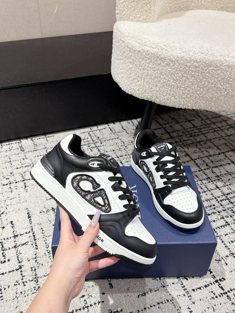 D10r shoes